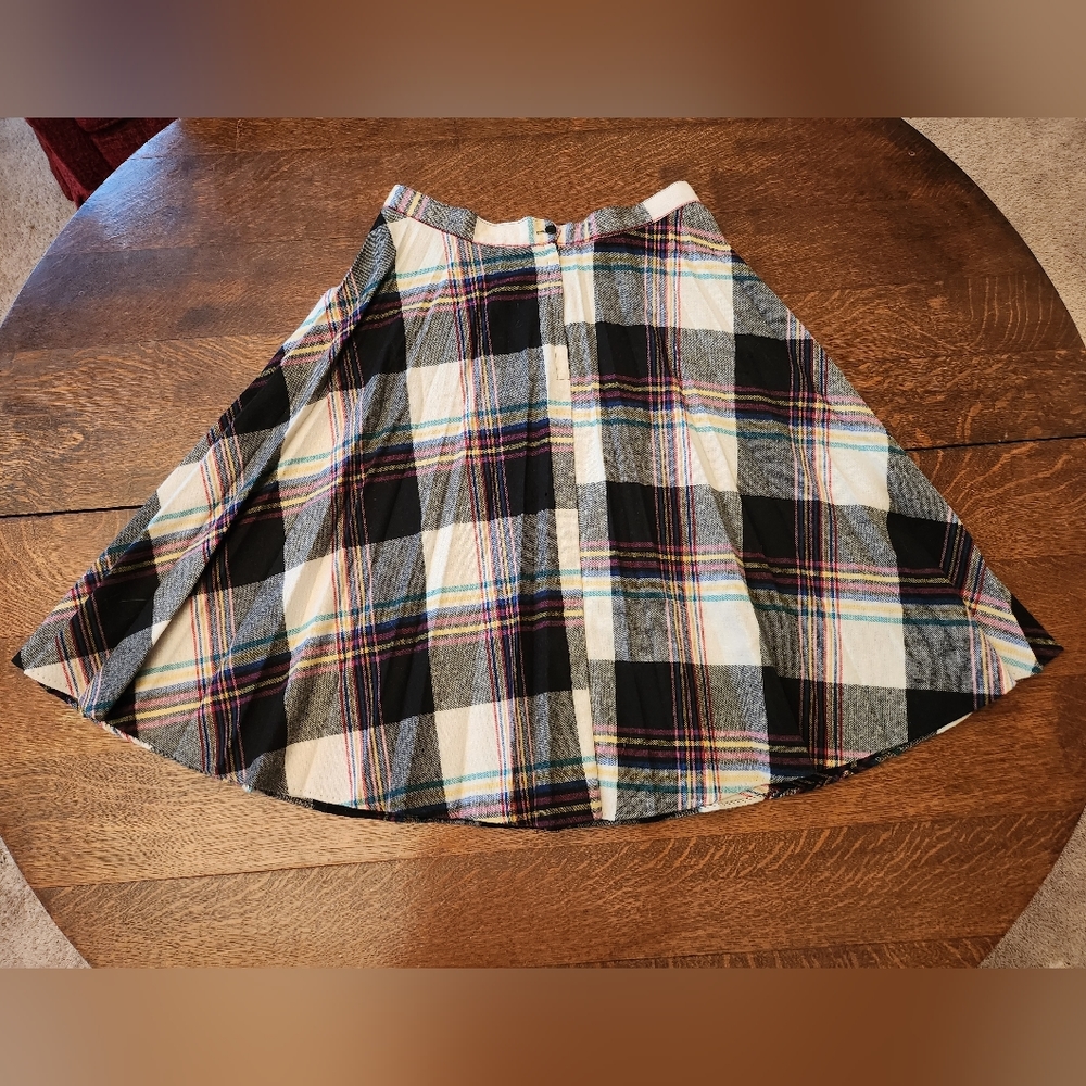 Vintage Skirt Made by Lady's Union. Wool feel Large